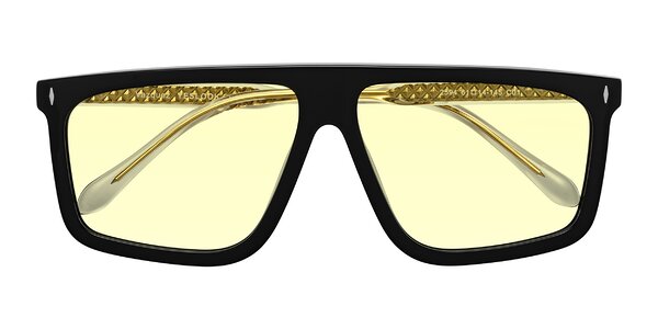 Front of Vazquez in Black/Gold