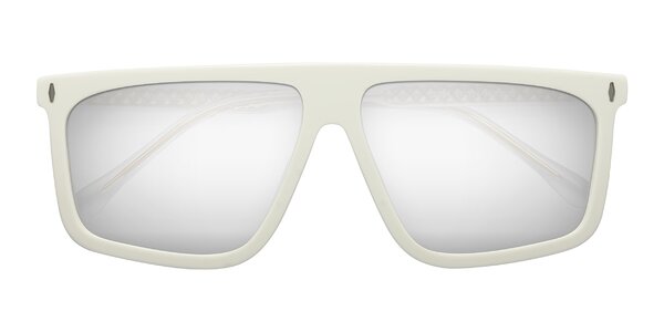 Front of Vazquez in White/Gold