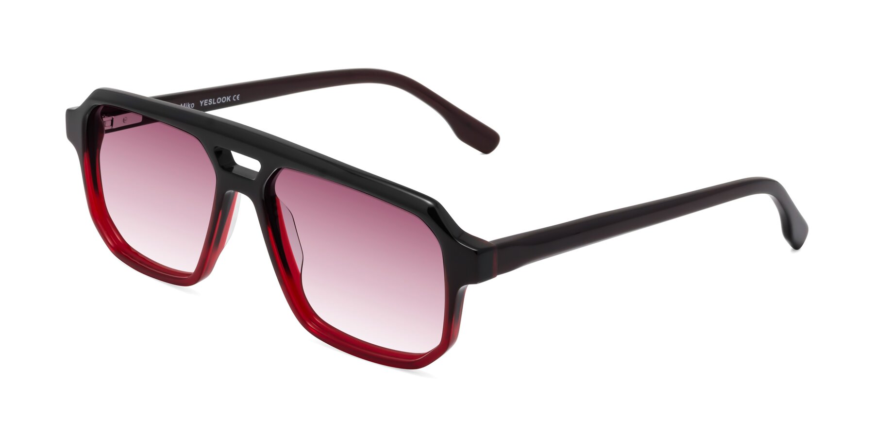 Angle of DeMiko in Gradient Wine with Wine Gradient Lenses