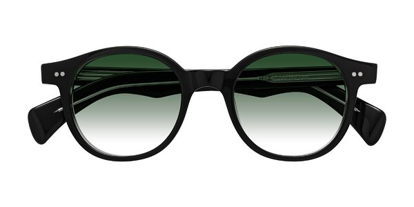 Front of Kaju in Black/Clear