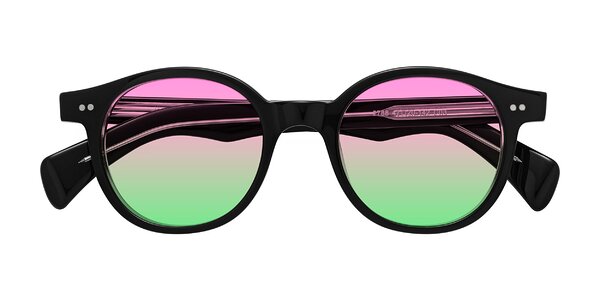 Front of Kaju in Black/Clear