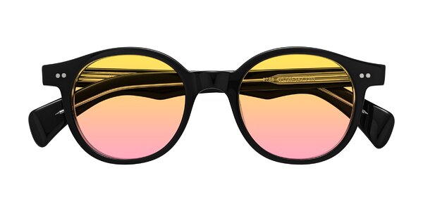 Front of Kaju in Black/Clear