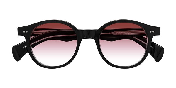 Front of Kaju in Black/Clear