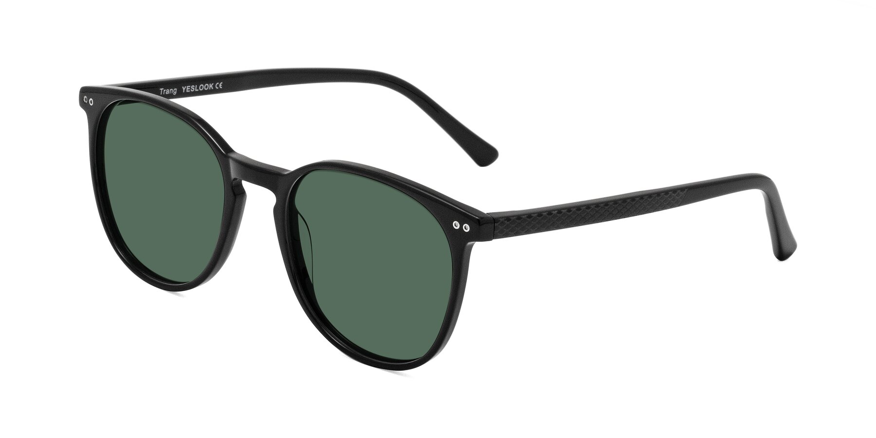 Angle of Trang in Black with Green Polarized Lenses