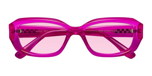 Front of Cullari in Magenta