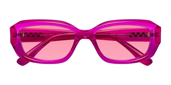 Front of Cullari in Magenta
