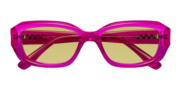 Front of Cullari in Magenta