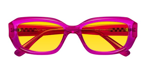 Front of Cullari in Magenta