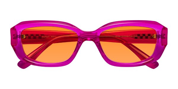 Front of Cullari in Magenta