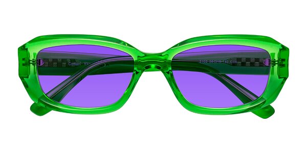 Front of Cullari in Grass Green