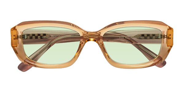 Front of Cullari in Champagne/Light Purple