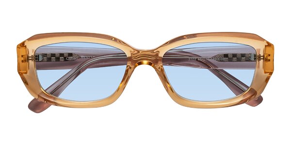 Front of Cullari in Champagne/Light Purple