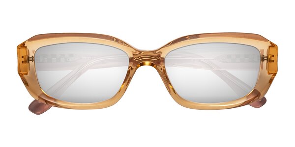 Front of Cullari in Champagne/Light Purple