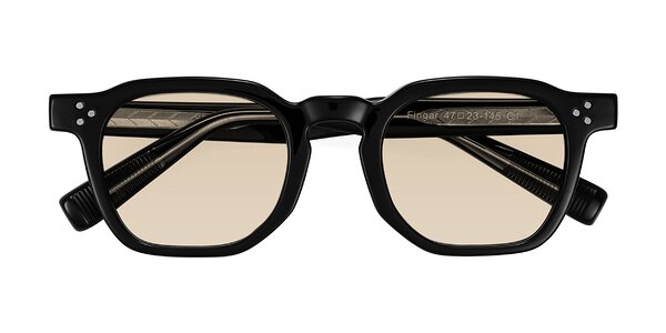 Front of Fingar in Black