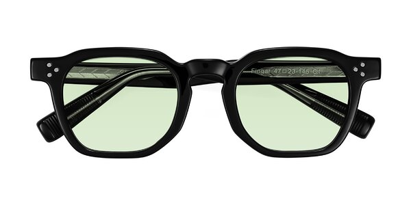 Front of Fingar in Black