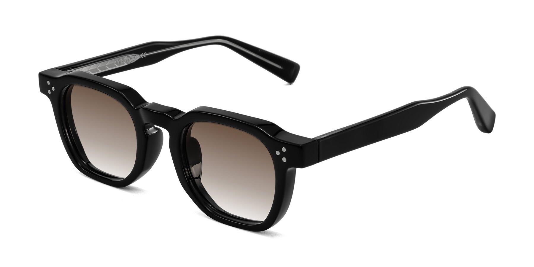 Angle of Fingar in Black with Brown Gradient Lenses