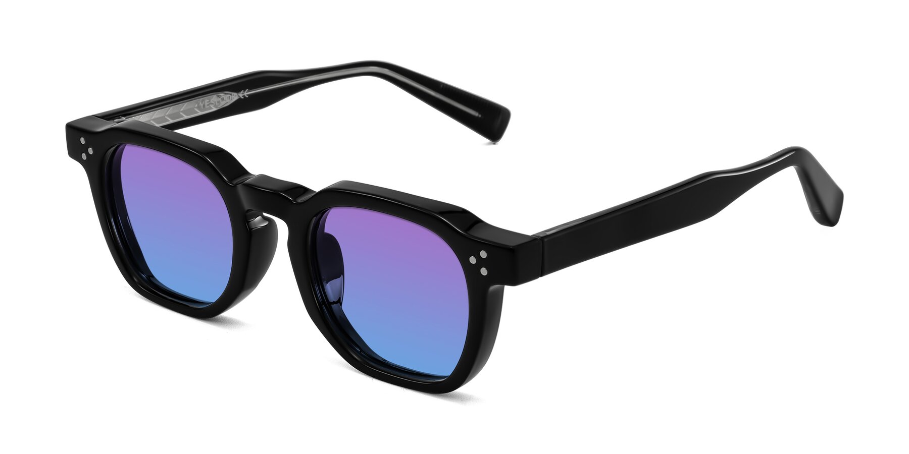 Angle of Fingar in Black with Purple / Blue Gradient Lenses