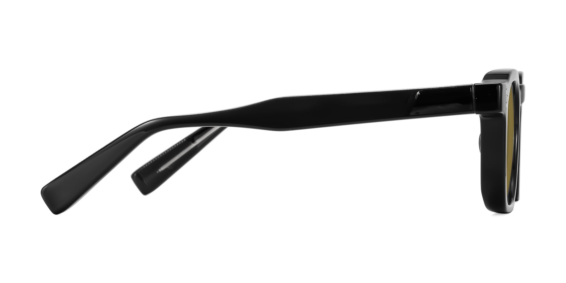 Side of Fingar in Black with Brown Polarized Lenses