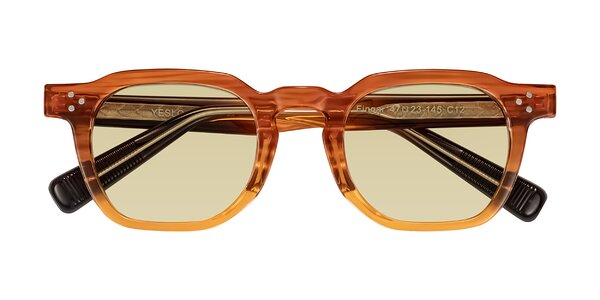 Front of Fingar in Amber Striped