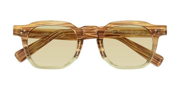 Front of Fingar in Champagne Striped