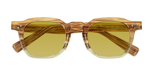 Front of Fingar in Champagne Striped