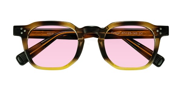 Front of Fingar in Brown Tortoise