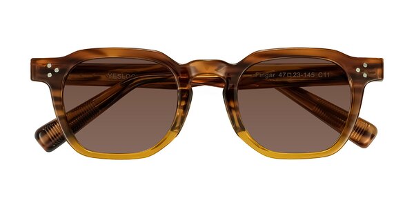 Front of Fingar in Cola Brown Striped