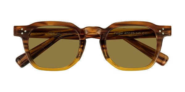 Front of Fingar in Cola Brown Striped