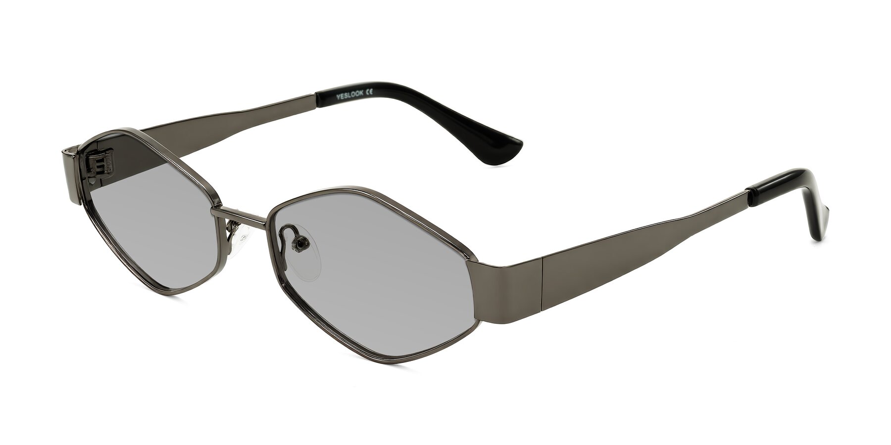 Angle of Midney in Gunmetal with Light Gray Tinted Lenses