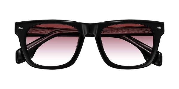 Front of Nesse in Black