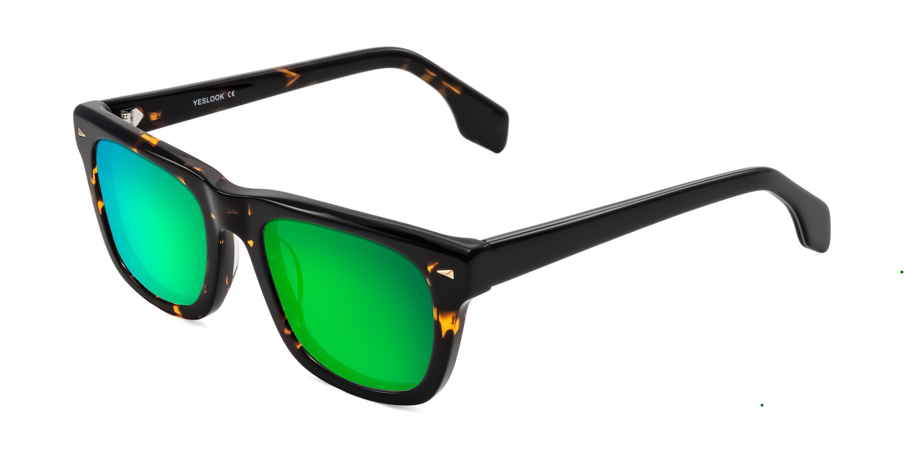 Angle of Nesse in Tortoise with Green Mirrored Lenses