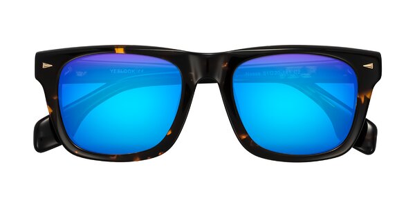 Front of Nesse in Tortoise