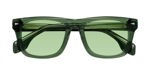 Front of Nesse in Transparent Green