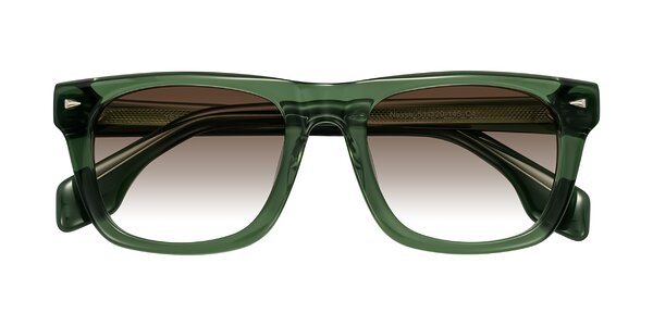 Front of Nesse in Transparent Green