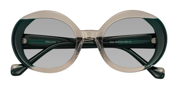 Front of Rao in Gray/Dark Green