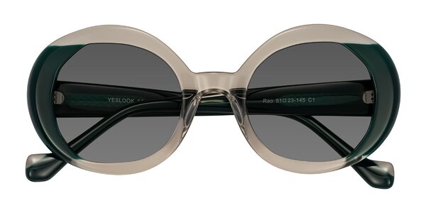 Front of Rao in Gray/Dark Green