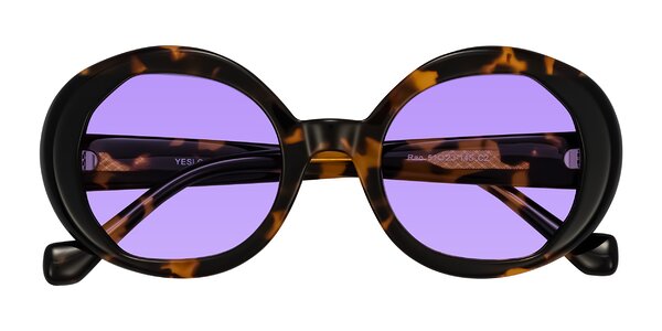 Front of Rao in Tortoise/Black
