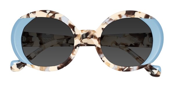 Front of Rao in Beige Tortoise/Blue