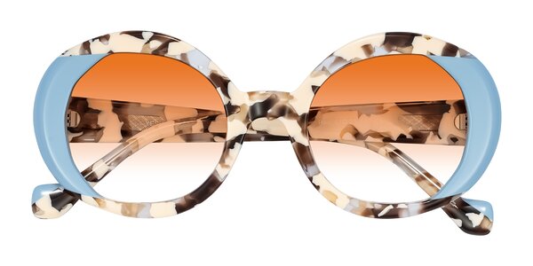 Front of Rao in Beige Tortoise/Blue