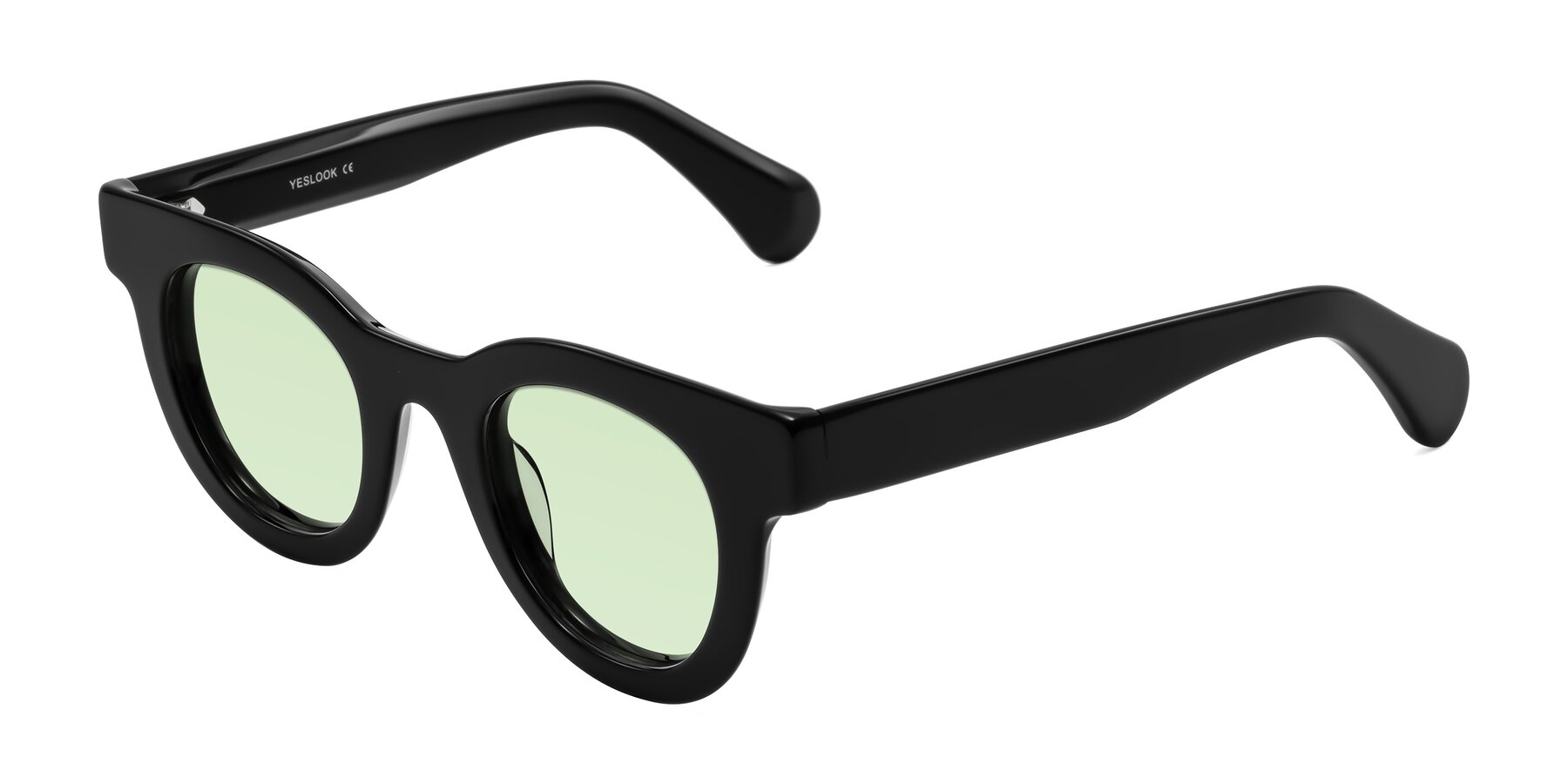 Angle of Embracing in Black with Light Green Tinted Lenses