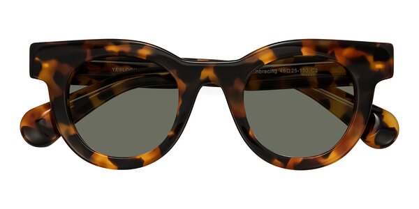 Front of Embracing in Tortoise