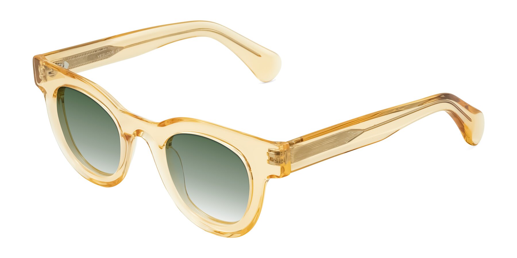 Angle of Embracing in Champagne with Green Gradient Lenses