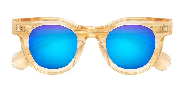 Front of Embracing in Champagne