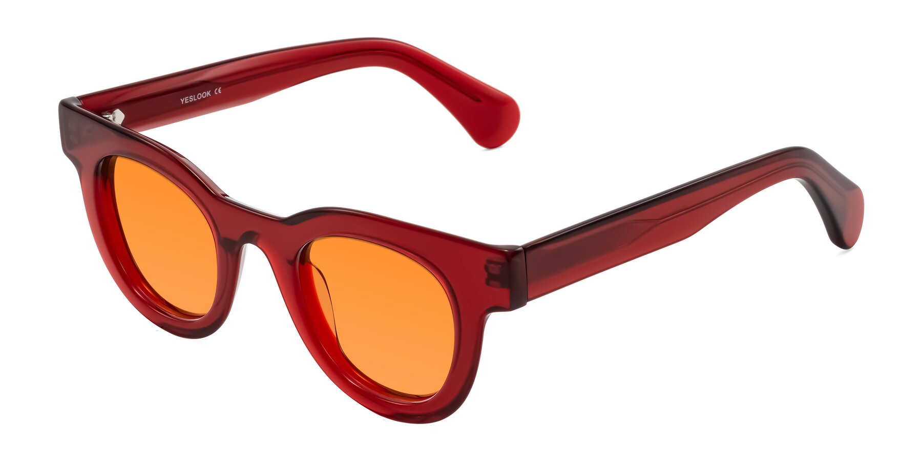 Angle of Embracing in Wine with Orange Tinted Lenses