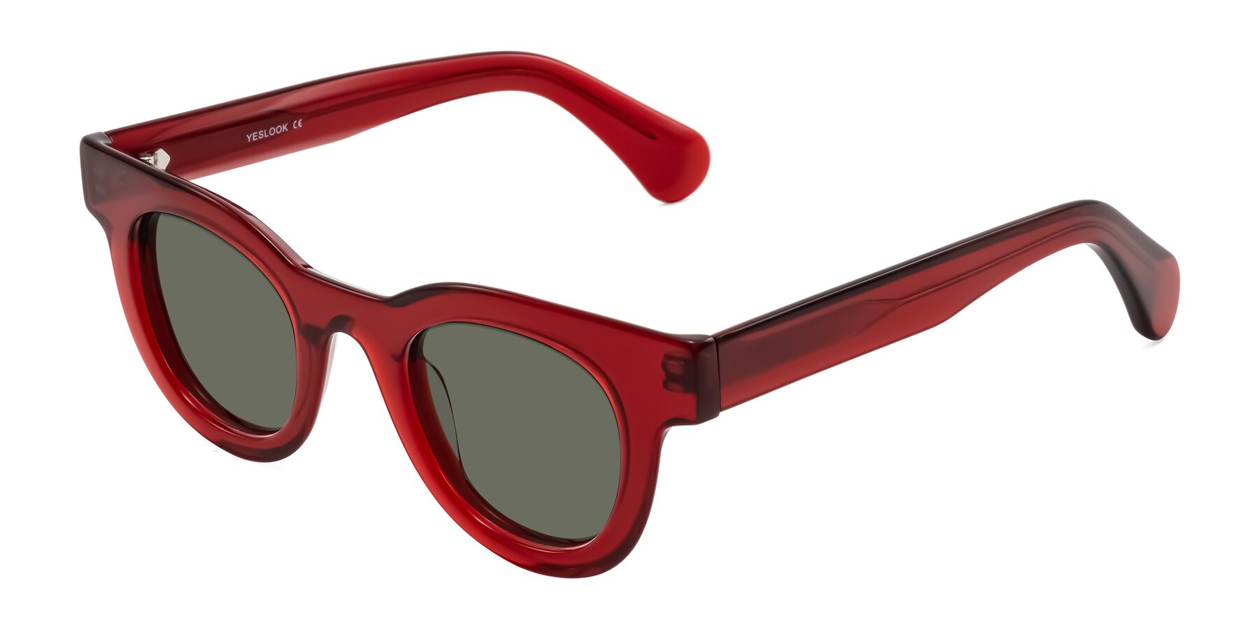 Angle of Embracing in Wine with Gray Polarized Lenses