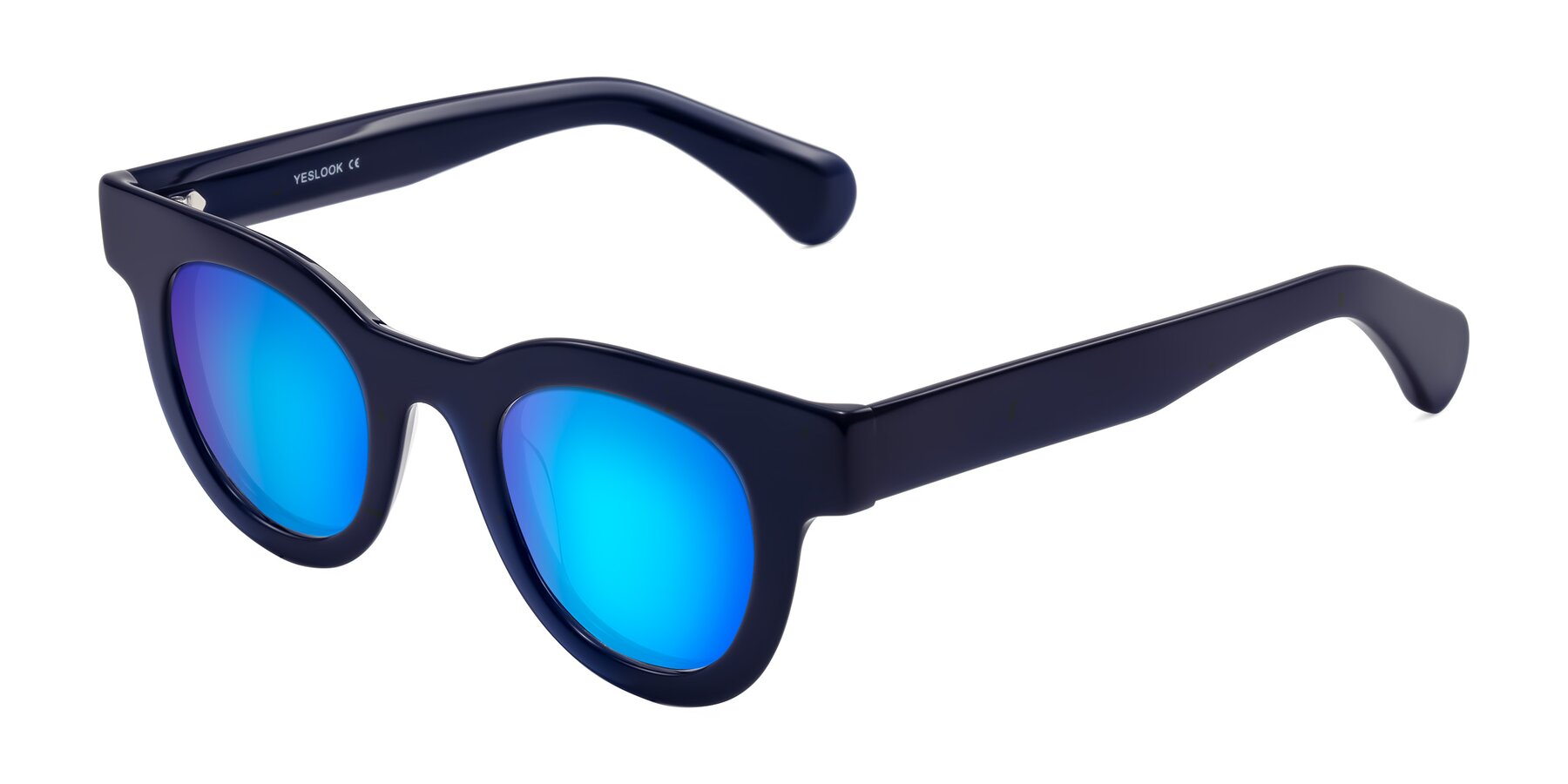 Angle of Embracing in Dark Navy with Blue Mirrored Lenses
