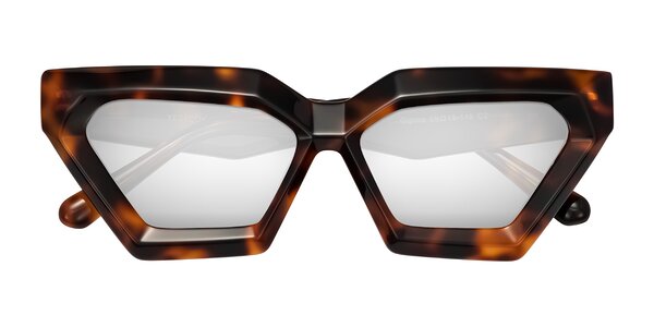 Front of Giptoo in Tortoise