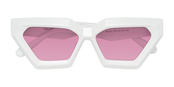 Front of Giptoo in White