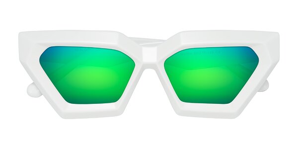 Front of Giptoo in White