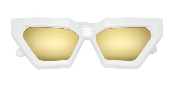 Front of Giptoo in White